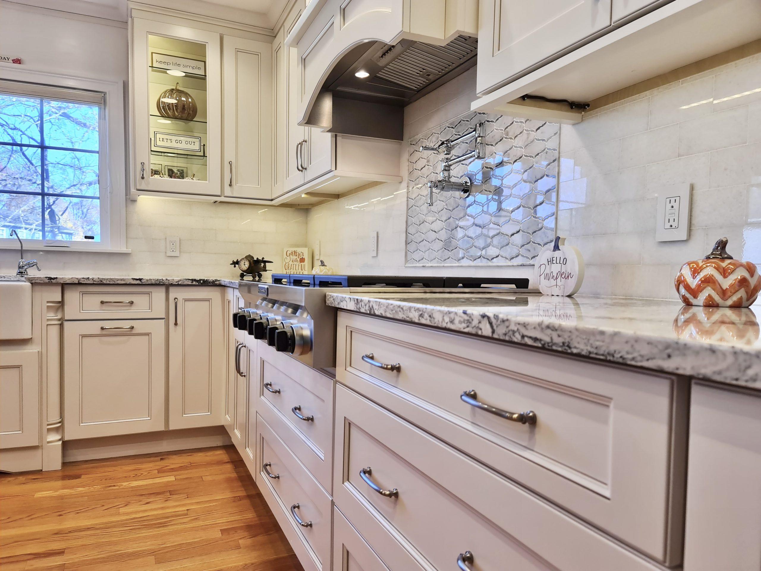 A look at a stock cabinet set up